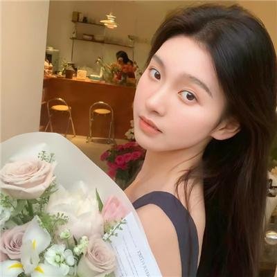 女警撞到夫
